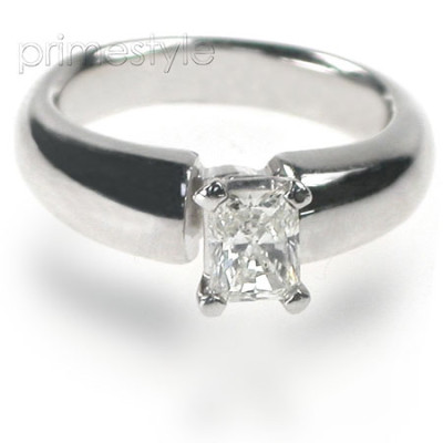 0.25CT Radiant Cut Diamond Solitaire Ring