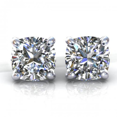0.25CT cushion cut diamonds stud earrings