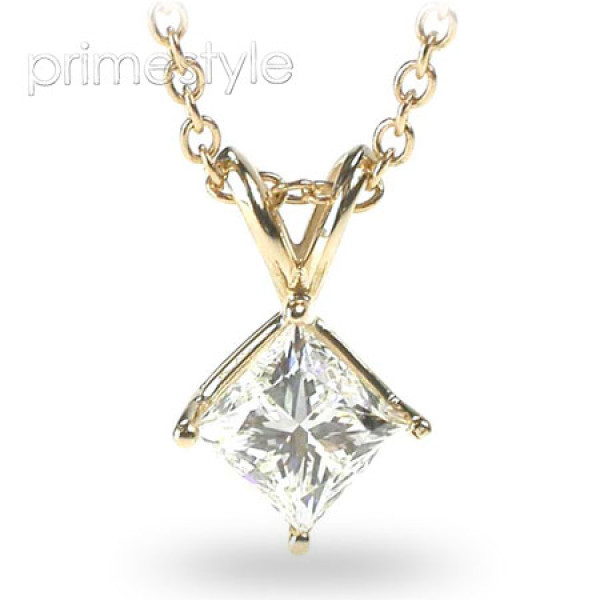0.25CT Princess Cut Diamond Solitaire Pendant