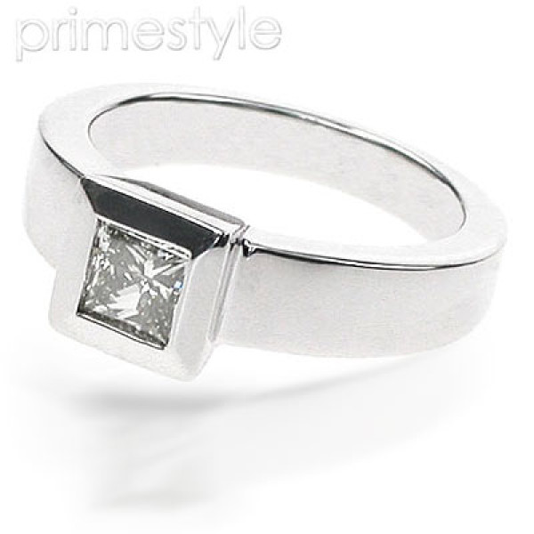 0.30CT Princess Cut Diamond Solitaire Ring