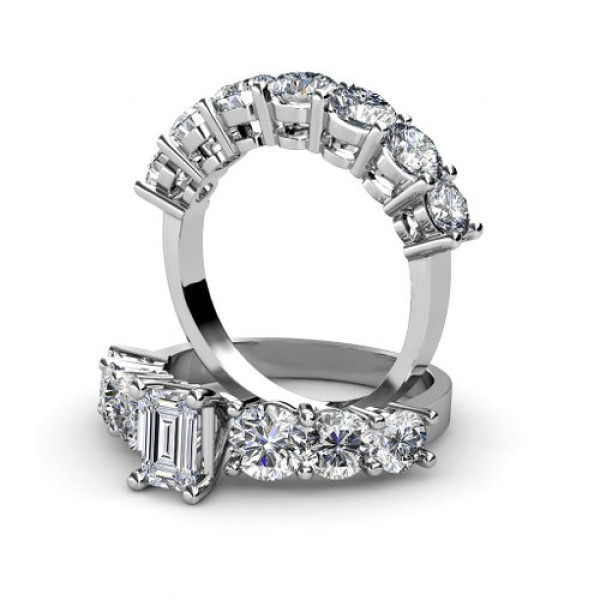 3.95CT Emerald and Round Cut Diamonds Bridal Set