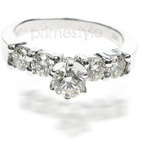 0.95CT Round Cut Diamonds Engagement Ring