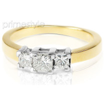 0.90CT Princess Cut Diamonds Three Stone Ring