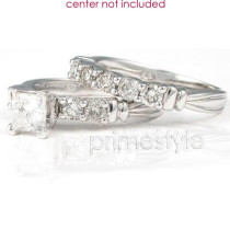 Princess and Round Cut Diamond Bridal Set with A 1.20CT Total Weight 