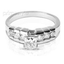 0.95CT Princess Cut Diamonds Engagement Ring