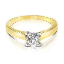 0.35CT Princess Cut Diamond Solitaire Ring