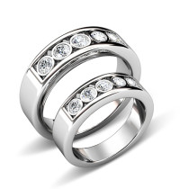14KT White Gold with Round Cut Diamonds Wedding Set