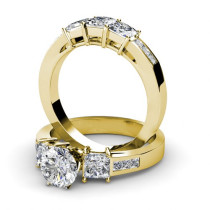Stunning 2.30CT Round and Princess Cut Diamond Bridal Set 