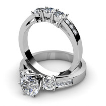 2.15CT Round Cut Diamonds Bridal Set