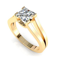 0.35CT princess cut diamonds solitaire ring