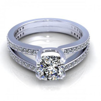 0.85CT cushion and round cut diamonds engagement ring