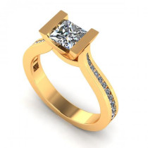 0.65CT princess and round cut diamonds engagement ring