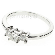 0.50CT Princess Cut Diamonds Three Stone Ring